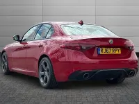 Used Alfa Romeo Giulia Saloon Edizione Speciale 178 HP (130 kW) 2018 Red Sedan
