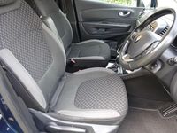 Used Renault Captur Dynamique 2018 Blue/silver SUV