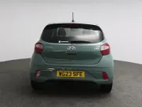 Used Hyundai i10 Premium 84 HP (61 kW) 2023 Green Hatchback