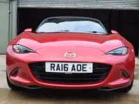 Usado Mazda MX5 Inclusive 160 CV (117 kW) 2016 Rojo Descapotable