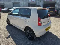 Usado Seat Mii 75 HP (55 kW) 2015 Bege Citadino