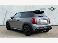 Usado Mini John Cooper Works Hatch 231 CV (169 kW) 2022 Gris Utilitario