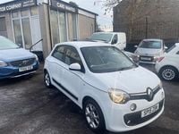 Used Renault Twingo Dynamique 70 HP (51 kW) 2015 White Hatchback