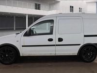 Used Vauxhall Combo 75 HP (55 kW) 2008 White MPV