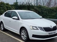 Used Skoda Octavia 115 HP (84 kW) 2018 White Hatchback