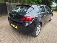 Used Vauxhall Astra SRi 130 HP (95 kW) 2011 Black Hatchback