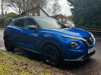 Begagnad Nissan Juke Tekna 2024 Blå SUV