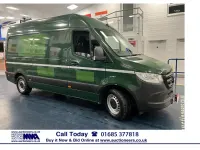Usado Mercedes Sprinter 163 HP (119 kW) 2019 Verde Van