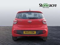 Used Hyundai i10 SE 87 HP (63 kW) 2019 Red Hatchback