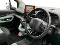 Used Citroën Berlingo Flair 102 HP (75 kW) 2020 Blue MPV