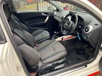 Usado Audi A1 Competition 105 HP (77 kW) 2012 Citadino