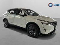 Used Nissan Qashqai Acenta Premium 140 HP (102 kW) 2023 White SUV