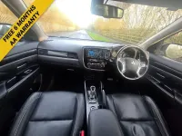 Begagnad Mitsubishi Outlander P-HEV 200 HK (147 kW) 2015 Brun SUV