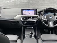 Begagnad BMW X3 M Sport 187 HK (137 kW) 2023 Grå SUV