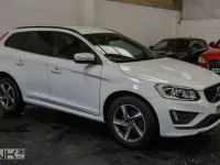 Begagnad Volvo XC60 R-Design 181 HK (133 kW) 2014 Vit SUV