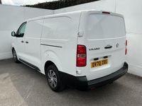 Used Vauxhall Vivaro 100 HP (73 kW) 2020 White MPV