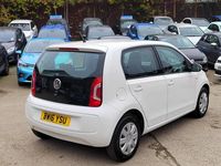 Used VW up! move up! 59 HP (43 kW) 2016 White Hatchback