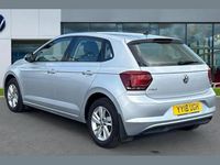 Used VW Polo SE 95 HP (69 kW) 2018 Reflex silver Hatchback