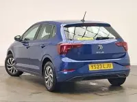 Used VW Polo Life 80 HP (58 kW) 2023 Blue Hatchback
