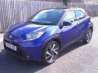 Usado Toyota Aygo X 72 HP (52 kW) 2022 Azul SUV