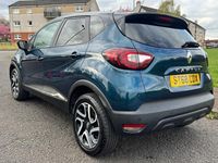 Usado Renault Captur Iconic 90 HP (66 kW) 2018 Azul SUV