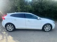 Used Volvo V40 Inscription 150 HP (110 kW) 2018 White Hatchback