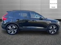 Used Volvo XC40 Ultra 161 HP (118 kW) 2025 Black SUV