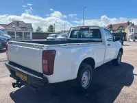 Used Isuzu D-Max 164 HP (120 kW) 2017 White Pickup