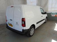 Used Citroën Berlingo 90 HP (66 kW) 2016 White MPV