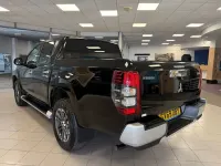Used Mitsubishi L200 150 HP (110 kW) 2019 Black Pickup