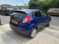 Used Ford Fiesta Zetec 100 HP (73 kW) 2015 Blue Hatchback
