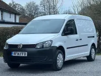 Usado VW Caddy Startline 102 HP (75 kW) 2014 Branco Monovolume