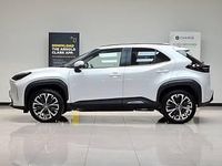 Used Toyota Yaris Hybrid City 116 HP (85 kW) 2023 White Estate