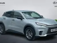 Usado Lexus LBX 136 CV (100 kW) 2026 SUV