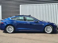 Used Tesla Model S 241 kW (328 HP) 2016 Blue Hatchback