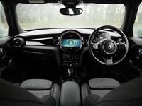 Used Mini Cooper SE Hatch 135 kW (184 HP) 2021 Green Hatchback