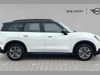 Used Mini Countryman Classic 214 HP (157 kW) 2024 White SUV