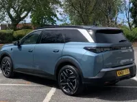 Used Peugeot 5008 GT 134 HP (98 kW) 2025 Blue SUV
