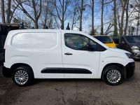 Used Peugeot Partner 131 HP (96 kW) 2021 White MPV