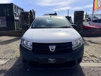 Used Dacia Sandero Acces 74 HP (54 kW) 2015 White Hatchback