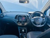 Used Renault Captur Dynamique 90 HP (66 kW) 2016 Blue SUV