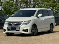 Used Nissan Elgrand Premium Edition 2018 White MPV