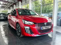 Used Peugeot 208 Allure 100 HP (73 kW) 2024 Red Hatchback