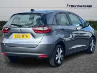 Używany Honda Jazz Hybrid 109 KM (80 kW) 2021 Szary Hatchback