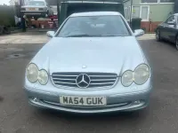 Usado Mercedes CLK200 Avantgarde 2004 Prateado Coupé