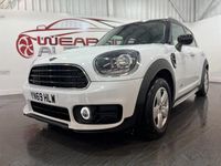Usado Mini Cooper D Classic 150 HP (110 kW) 2019 Branco Citadino