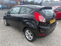 Used Ford Fiesta Zetec 82 HP (60 kW) 2016 Black Hatchback