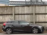 Used Volvo V40 R-Design 120 HP (88 kW) 2015 Black Hatchback