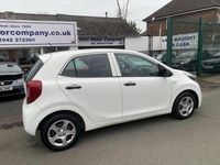 Used Kia Picanto 66 HP (48 kW) 2017 White Hatchback