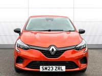 Used Renault Clio V Evolution 90 HP (66 kW) 2023 Orange Hatchback